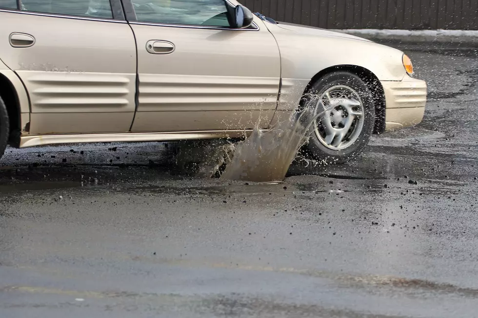 Texas Man Stood In A 3&#8242; Deep Hole In The Road To Get His City&#8217;s Attention