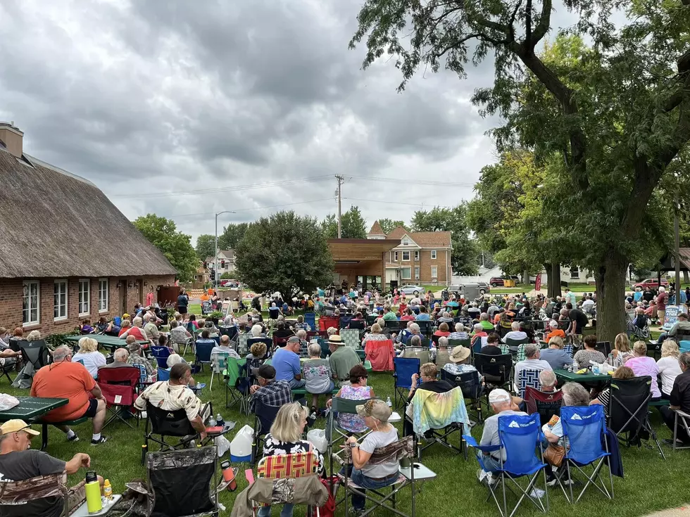Tunes In Town - DeWitt, Iowa