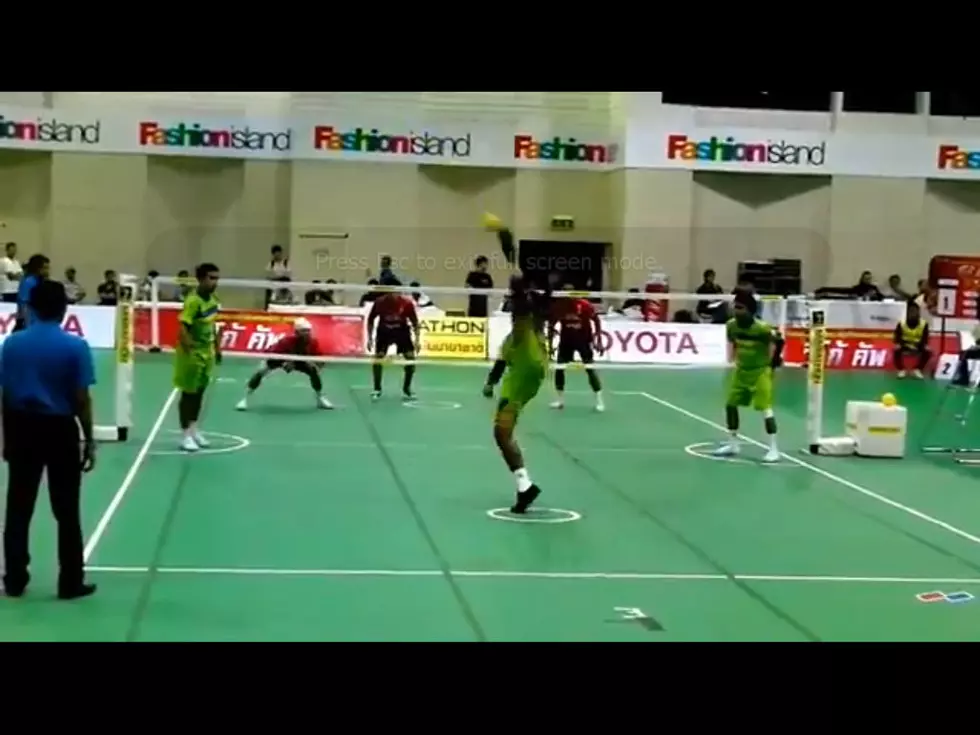 Kung Fu Soccer, Or Volley Ball? [VIDEO]
