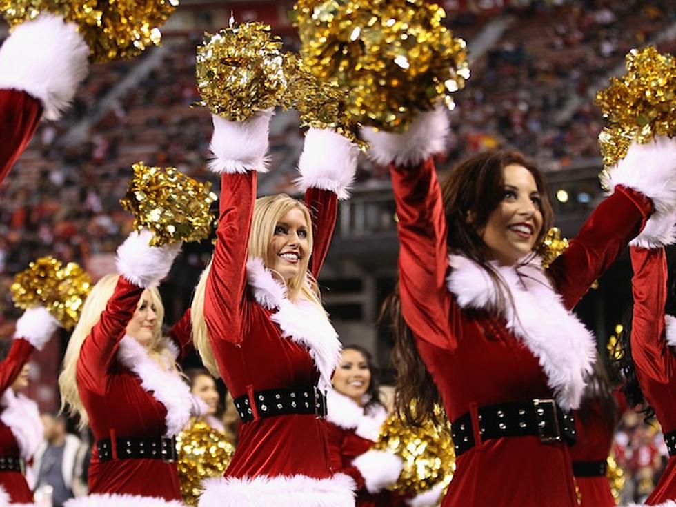 NFL Cheerleaders in the Holiday Spirit — Morning Eyegasm [PICTURES]