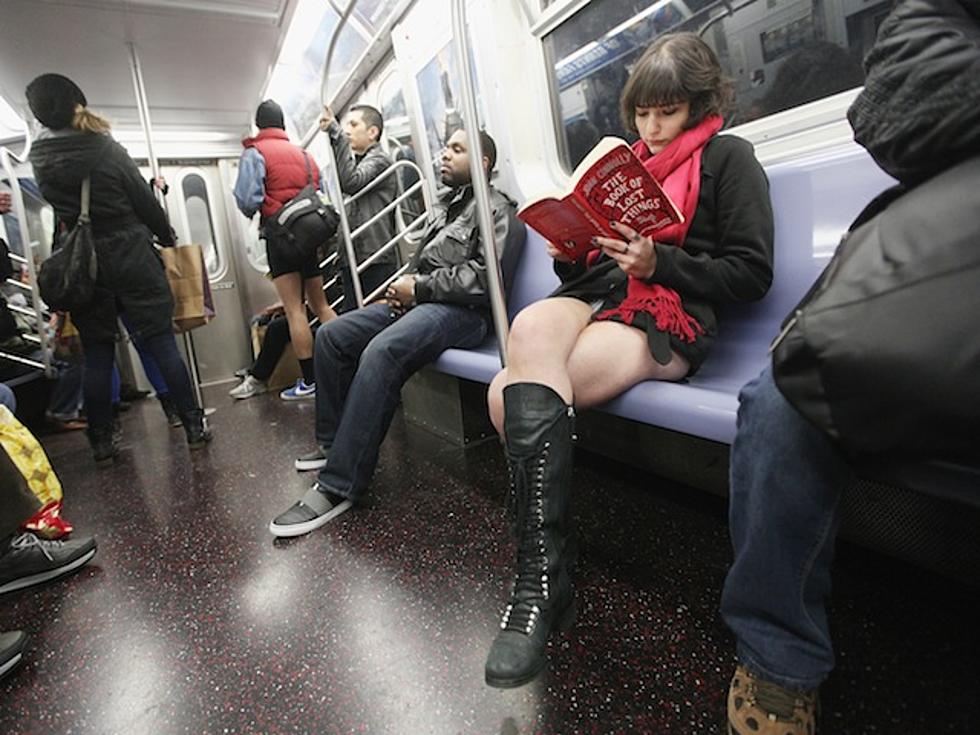 ‘No Pants’ Subway Rides Through New York City — Morning Eyegasm [PICTURES]