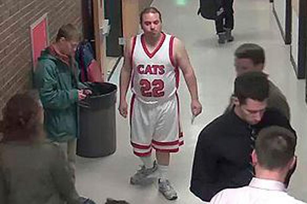 ‘Piggyback Bandit’ Terrorizing High School Basketball Teams Again