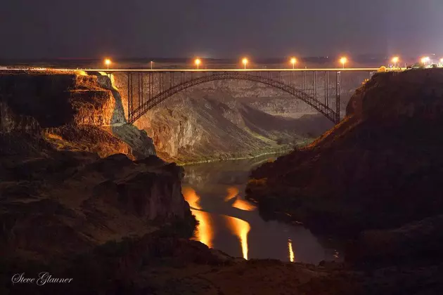 This Picture Of The Perrine Bridge At Night Will Take Your Breath Away