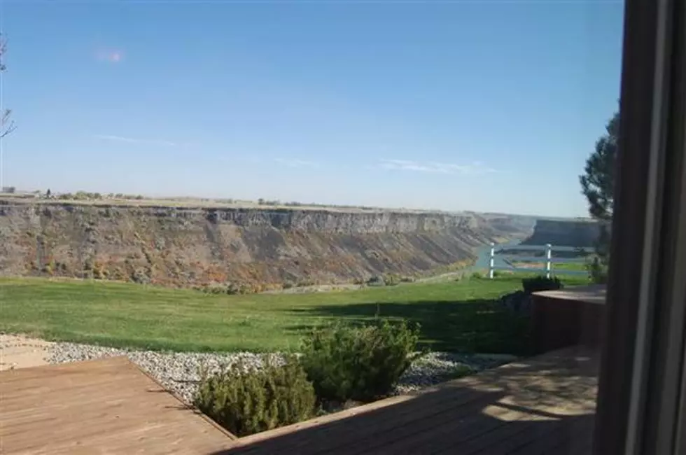 There&#8217;s A Snake River Canyon Home For Sale On Twin Falls Craigslist (PHOTOS)
