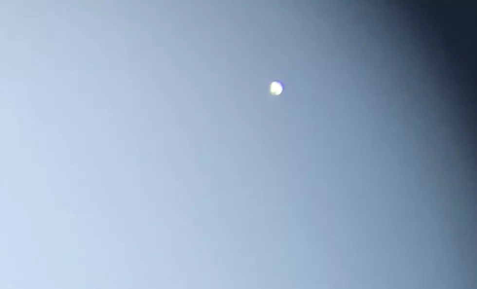 Guy Sees UFO Over Boise That Looks Like A Donut