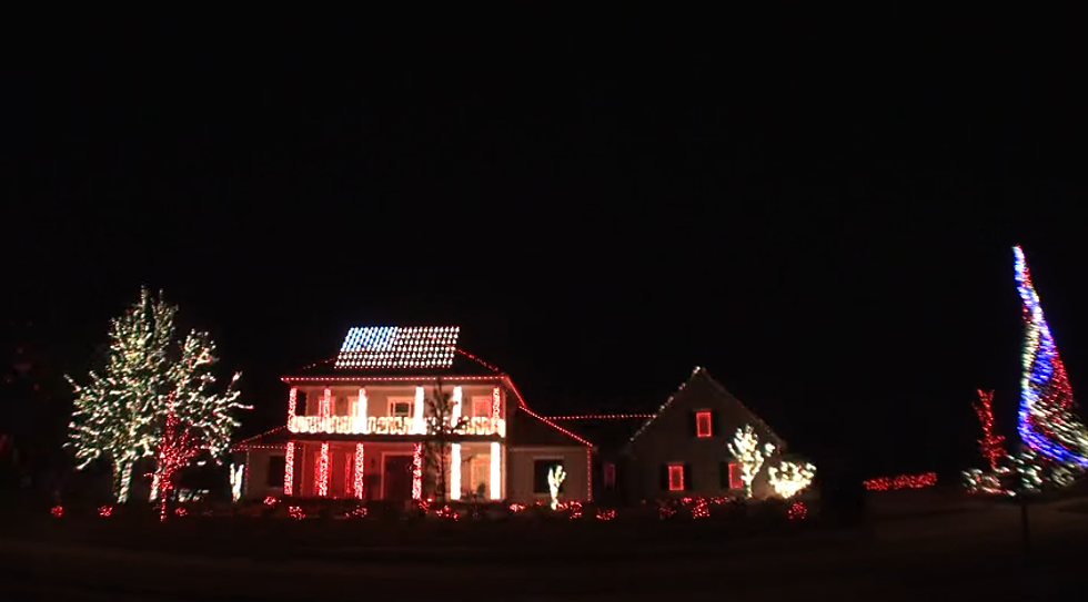 Most Patriotic Christmas Display You’re Likely To Ever See (WATCH)