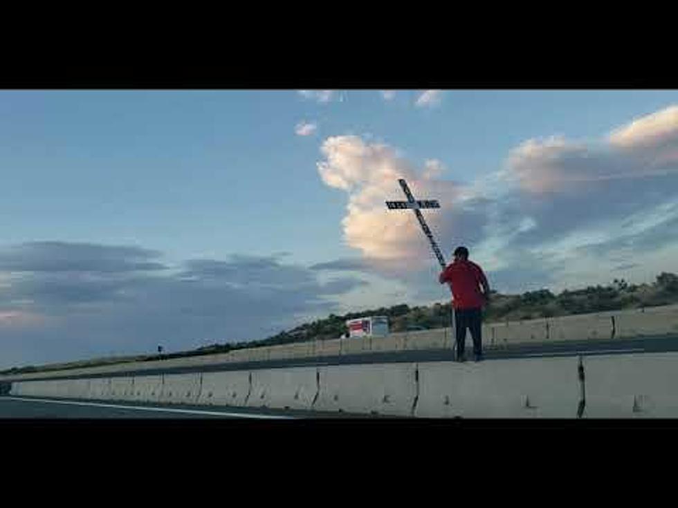 Twin Falls Cross Carrying Man Shares Love For God Through Video
