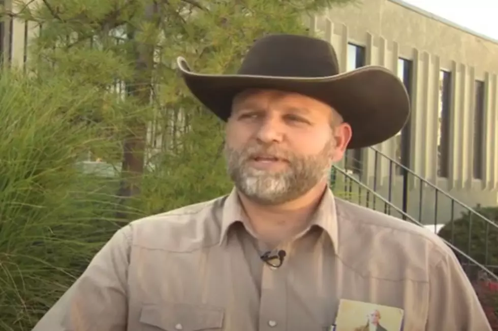 Bundy Banned By Idaho School Board For Conduct, Not Wearing Mask