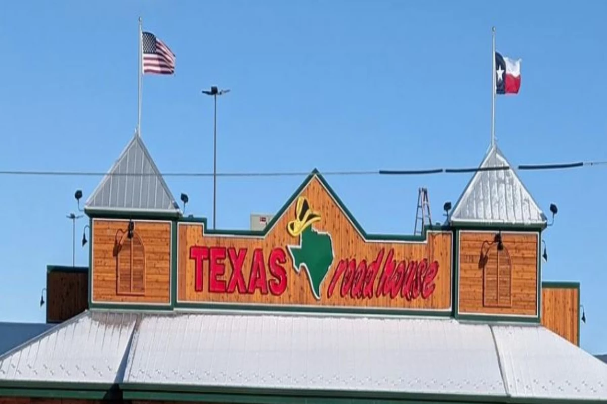 Visit Twin Falls ID Texas Roadhouse To Win Father's Day Grill Set