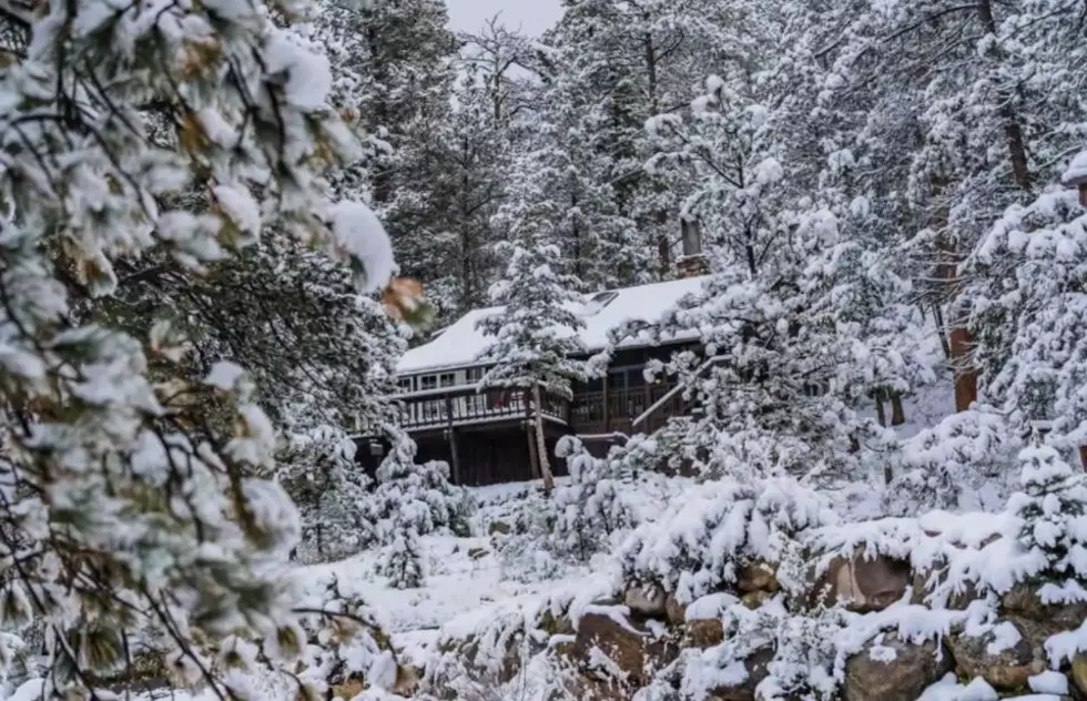 Travel Back in Time at This 1914 Estes Park Airbnb