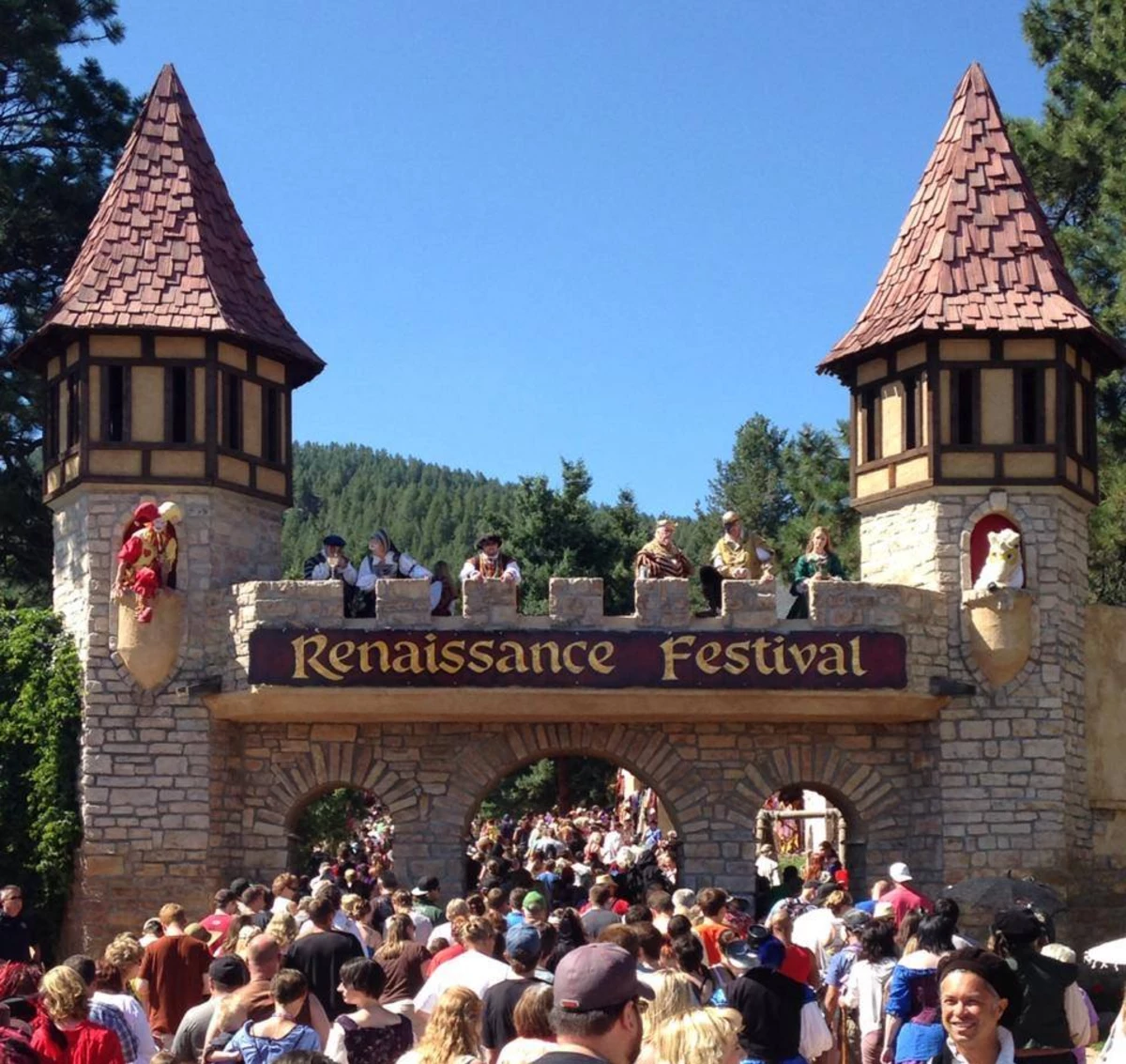 Colorado Renaissance Festival Returns to Larkspur This Weekend