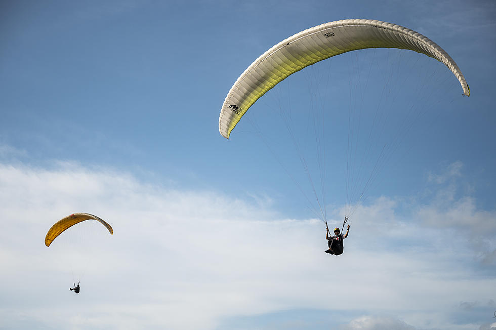 58-Year-Old Paraglider Crashes From Strong Winds by Lake in Boulder