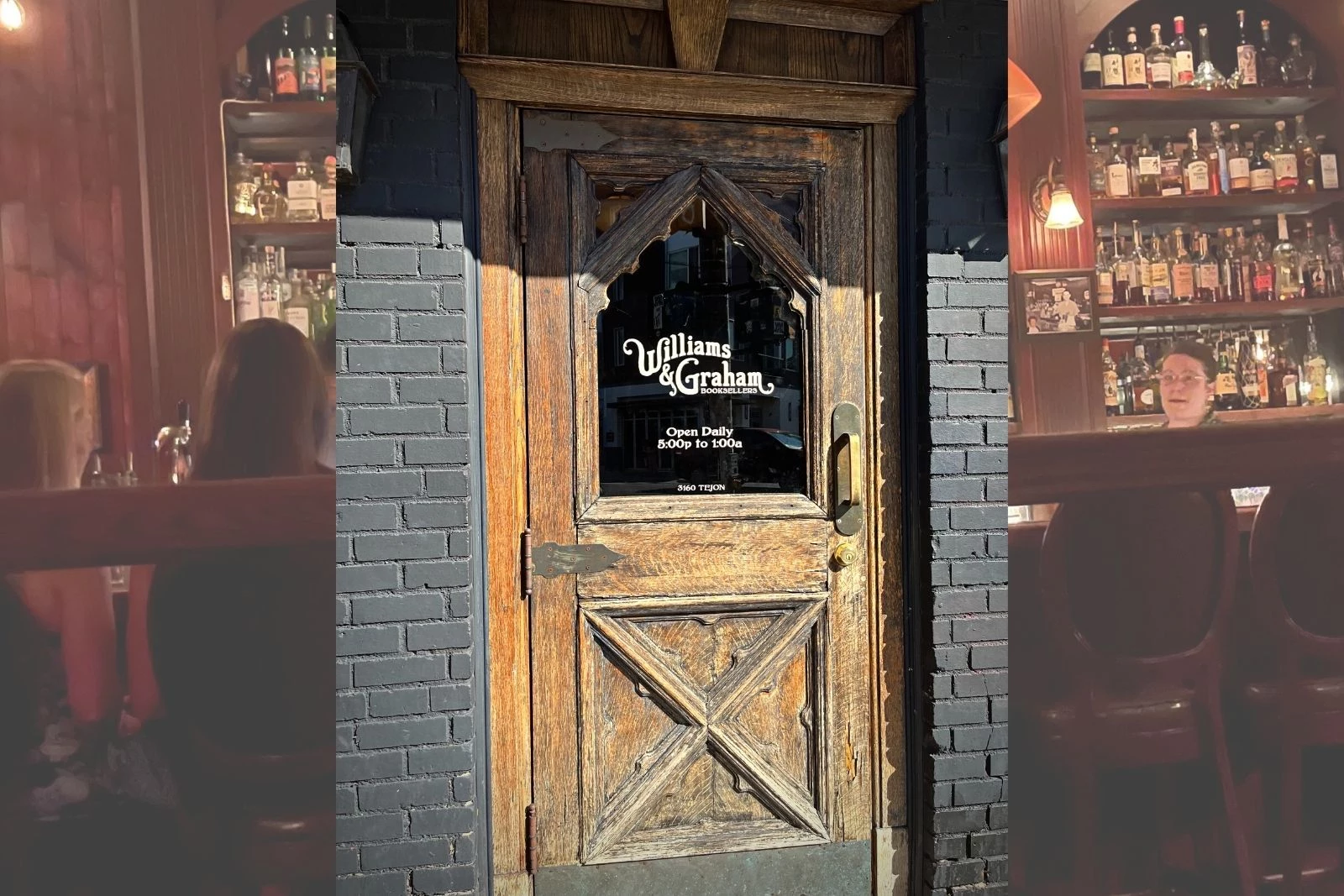 speakeasy bookshelf door