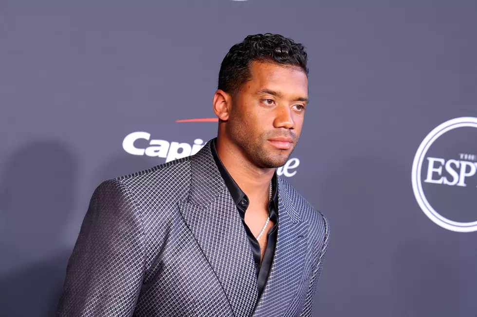 Russell Wilson is One of the Best Looking Quarterbacks in the NFL According  to Science - 98.5 KYGO