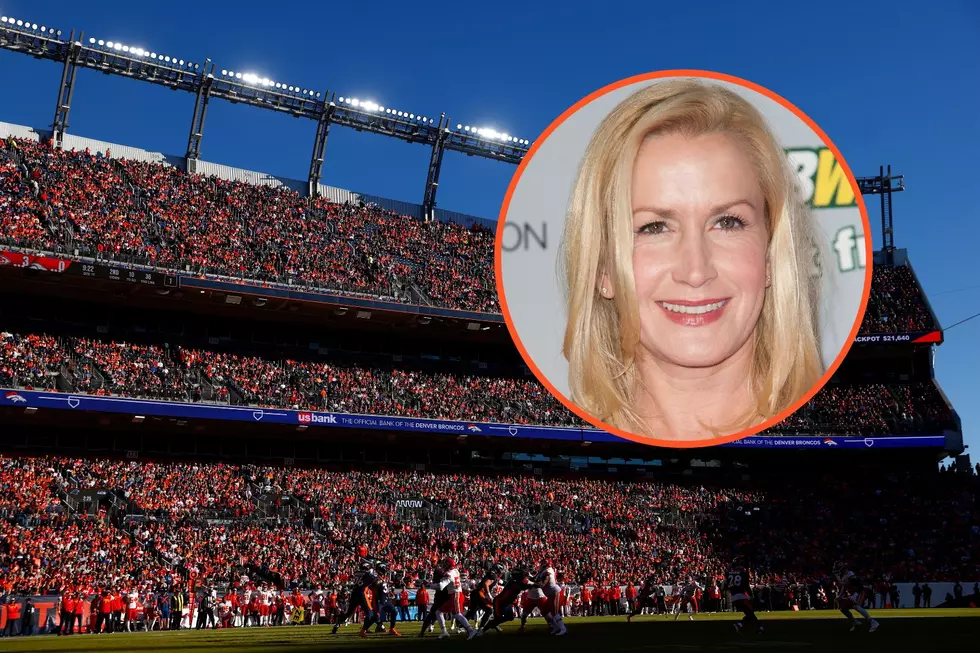 Angela Kinsey of &#8216;The Office&#8217; Fame Seen Having Fun at Denver Broncos Game