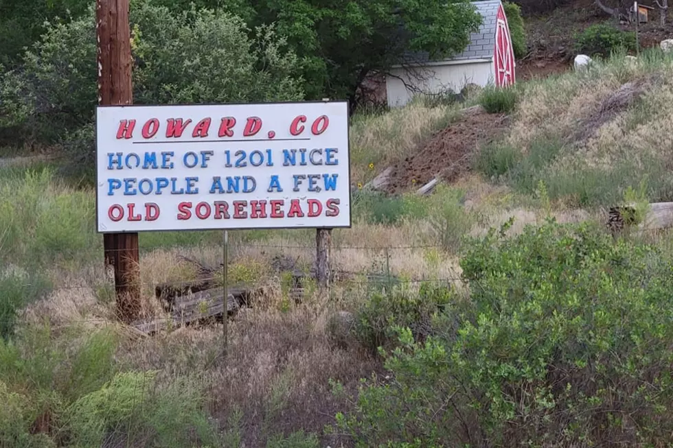 These Snarky Colorado Signs Catch the Eye of People Passing By