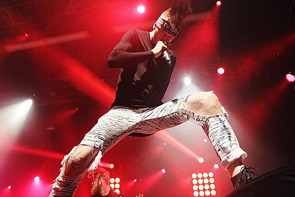 Machine Gun Kelly Releases Pop-Punk Song “Bloody Valentine”