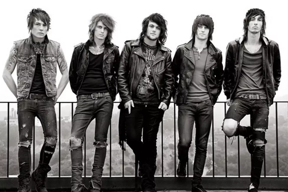 Podcast: How Asking Alexandria Became One of the Scene’s Biggest Bands