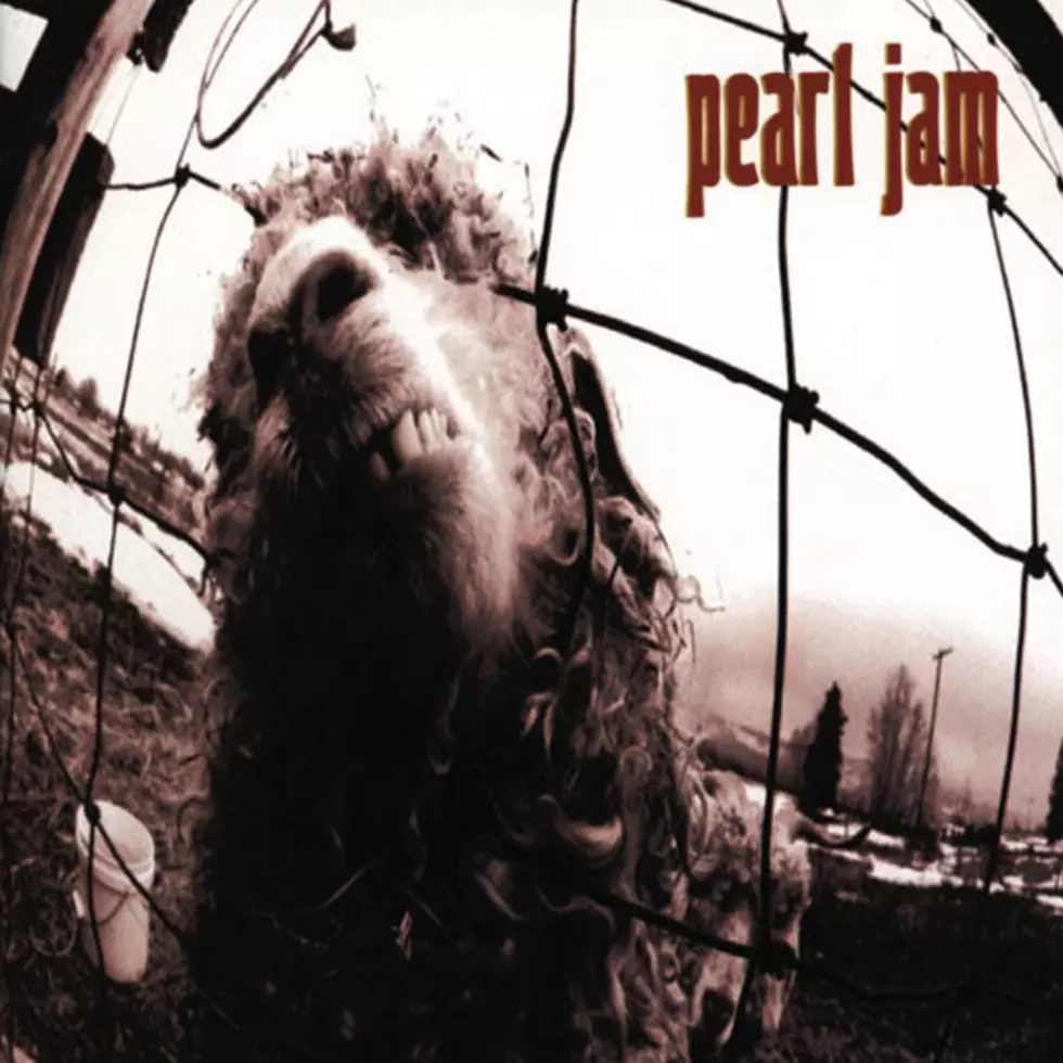 26 Years Ago: Pearl Jam&#8217;s &#8216;Vs.&#8217; Was at Least a Nine out of &#8216;Ten&#8217;