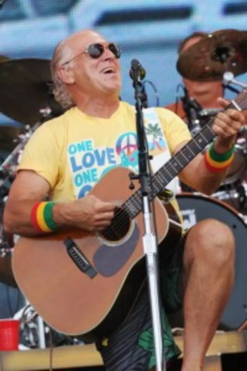 Jimmy Buffett Hospitalized After Fall From Stage