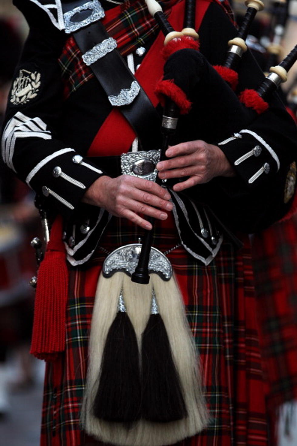 The Longs Peak Scottish-Irish Highland Festival Begins in Estes Park