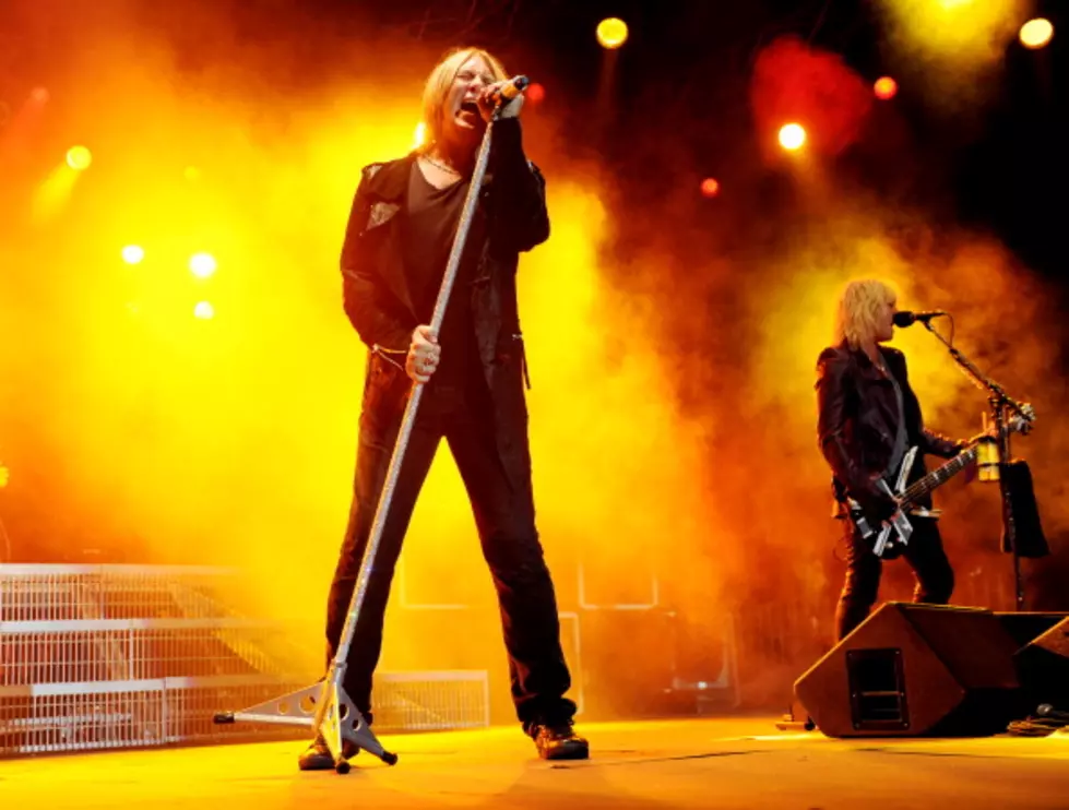 Def Leppard Refunds For Playing Too Quietly