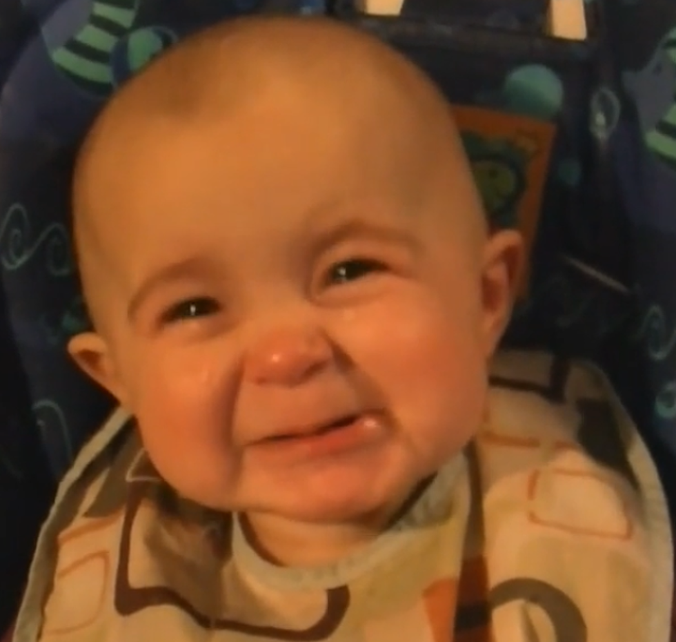 Baby’s Amazing Reaction To Mother’s Singing [VIDEO]