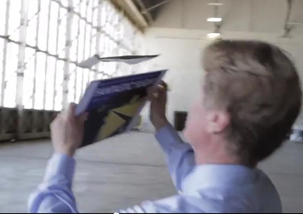 Paper Aircraft Flies So Well, Guinness Changes The Rules [VIDEO]
