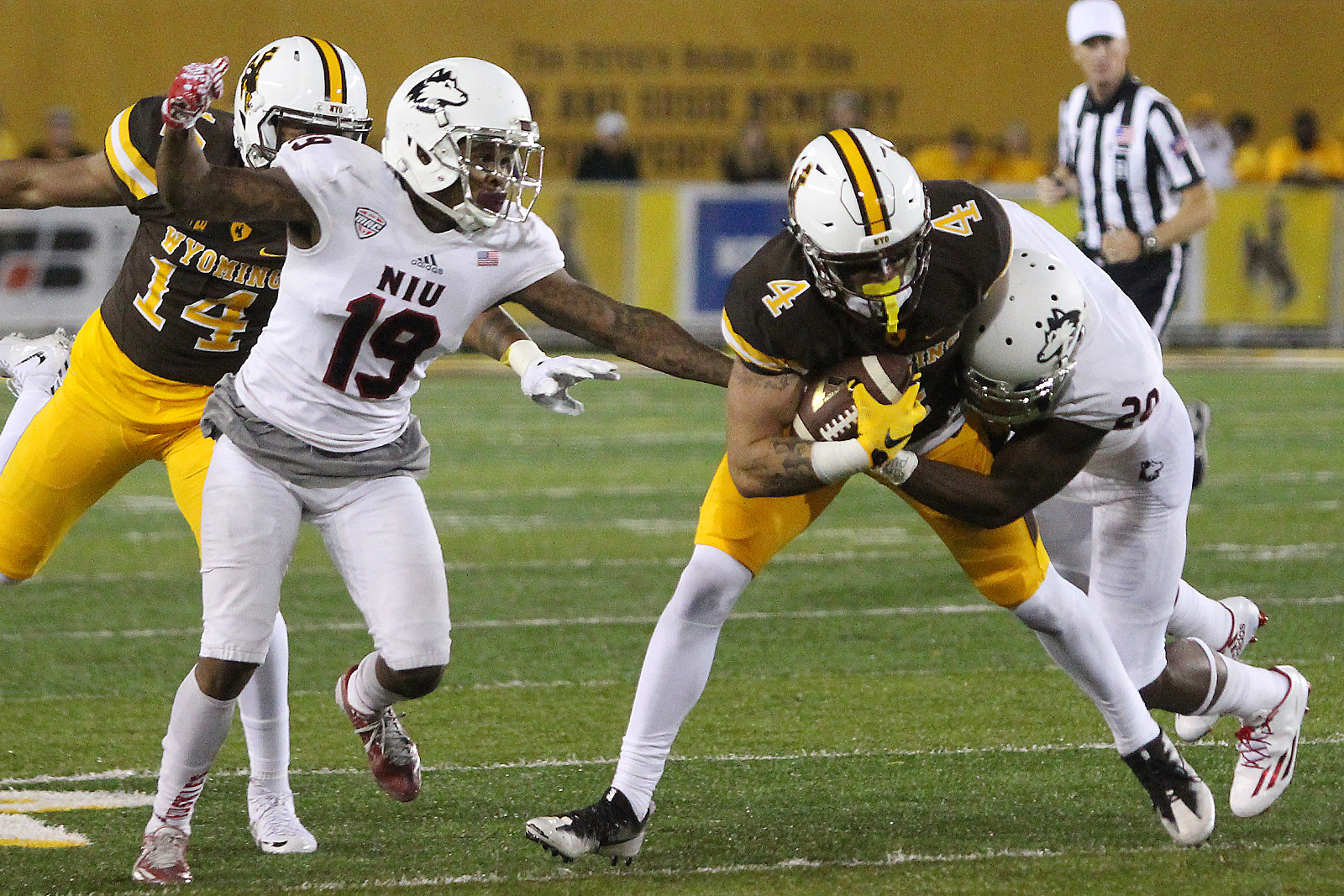 Former Wyoming and Grandview football star Tanner Gentry fighting