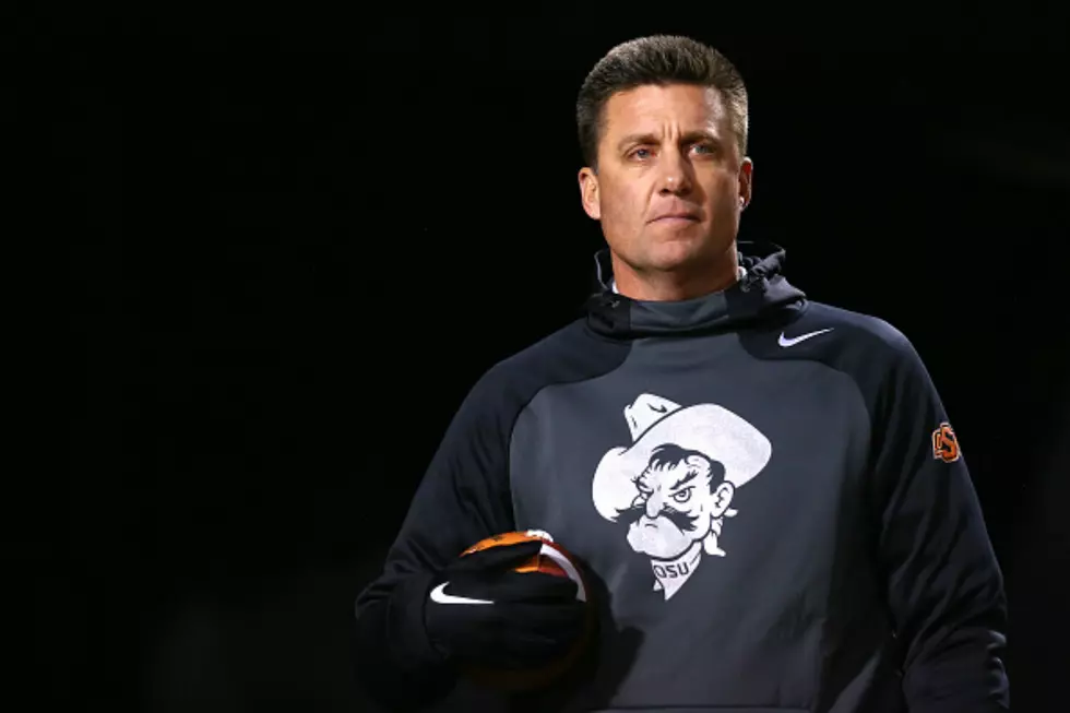 Oklahoma State Football Coach Mike Gundy Complains About Wyoming Cell Service on ESPN&#8217;s Sportscenter [VIDEO]
