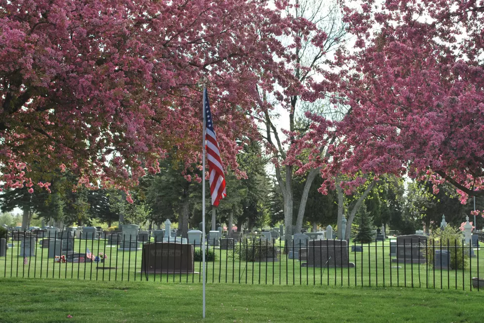 The Legends Of Cheyenne&#8217;s Lakeview Cemetery [GALLERY]