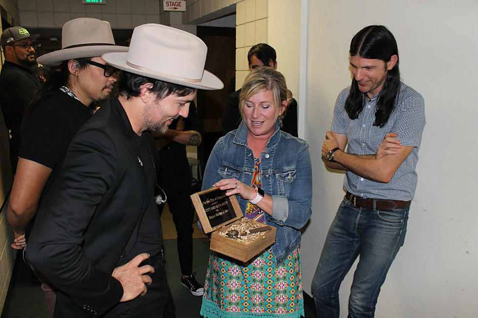 Avett Brothers Get Key To The City At Cheyenne Homecoming Concert