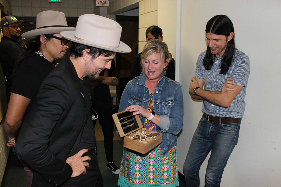 Avett Bros. Get Key To The City