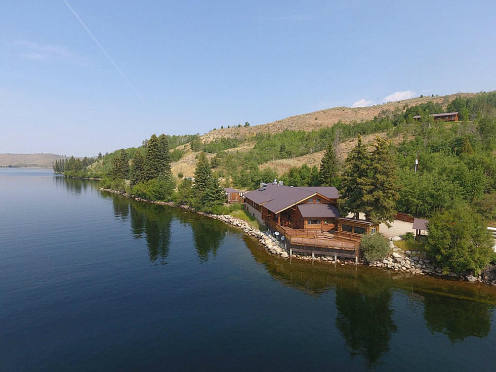 One Of Wyoming’s Grandest Lake Lodges Is Up For Auction [PHOTOS]