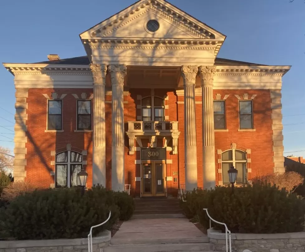 Wyoming Historic Governors&#8217; Mansion Is Setting up For Christmas 2021