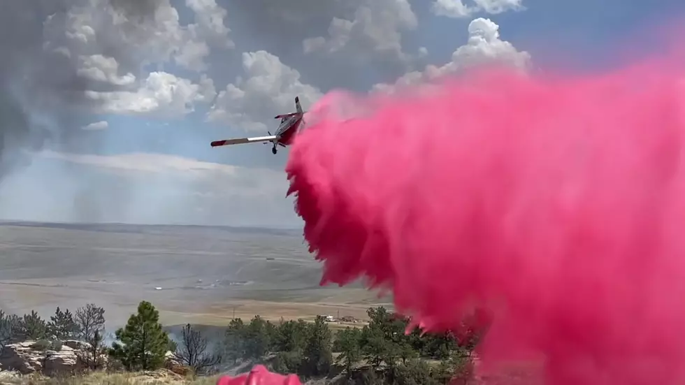 Watch a Pilot Assist Firefighters Battling the Reid Canyon Fire