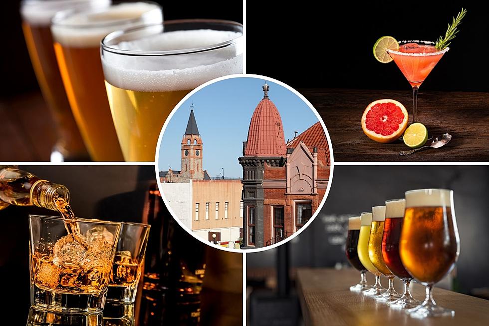 Tour Downtown Cheyenne for Free Beer & Cocktails? Yes, Please!