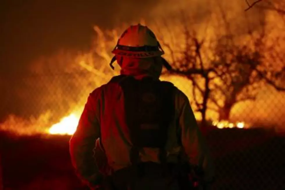 Más de 40 incendios arden en California; la peor temporada de la historia, indican