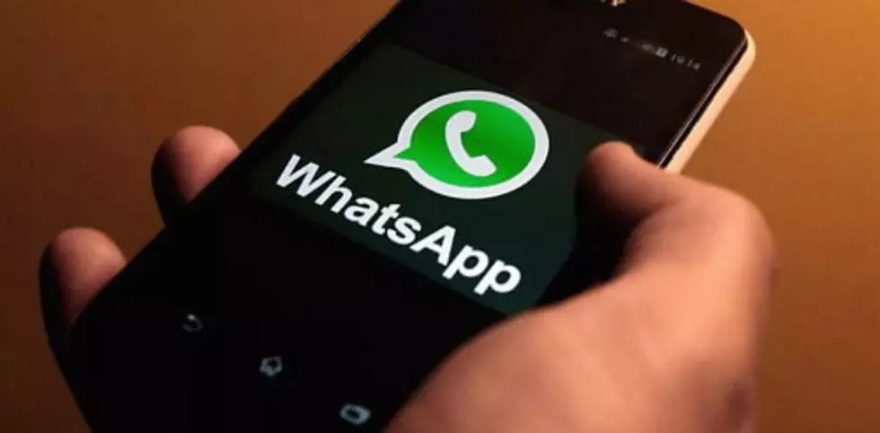 Como gana dinero Whatsapp si es una app gratuita..?