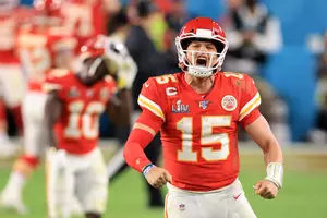 Chiefs, Mahomes Agree To 10-year, $503 Million Extension