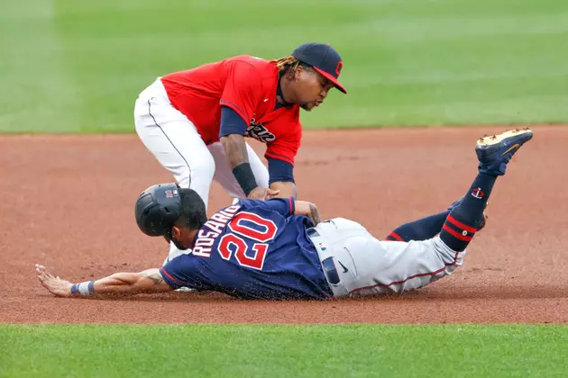 Clevinger Welcomed Back, Indians Rally Late To Top Twins