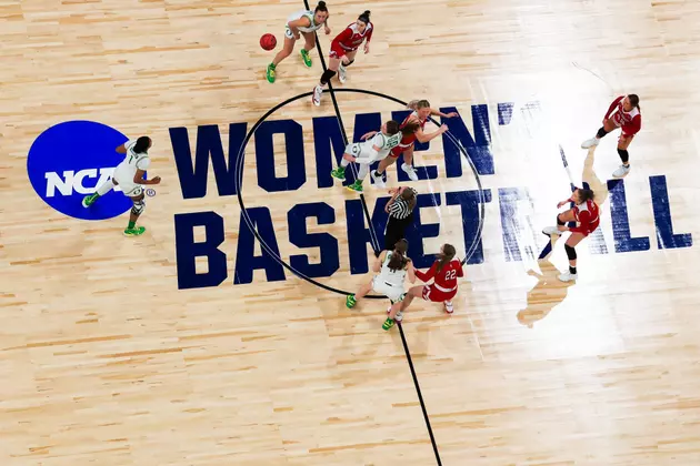 In AP Survey, ADs Raise Worries About Women&#8217;s College Sports
