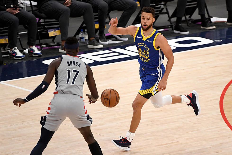 Curry Sets NBA Record For 3-Pointers In A Month With 85