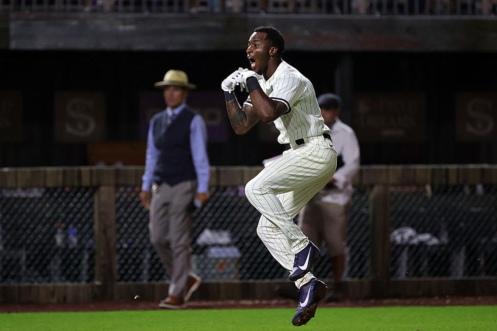 Anderson HR For Chisox, Walkoff End In Field Of Dreams Game