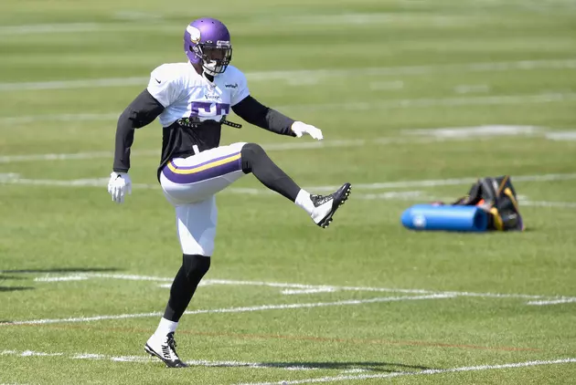 Vikings&#8217; Barr Finally Back; Knee Injury Brought &#8216;Down Days&#8217;