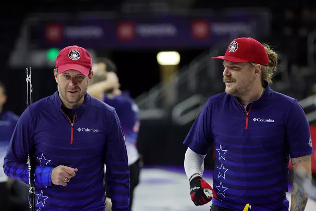 Chen Closing In On Gold, US Curlers Begin Title Defense