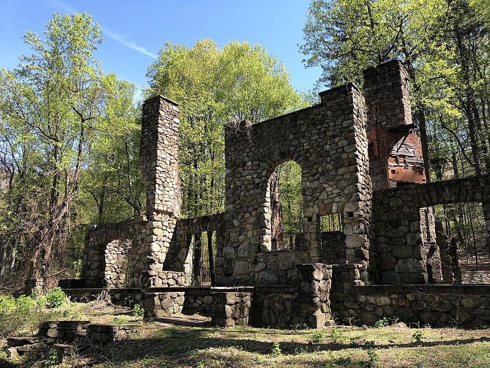 These Mysterious Hudson Valley Ruins Hide a Tragic Love Story
