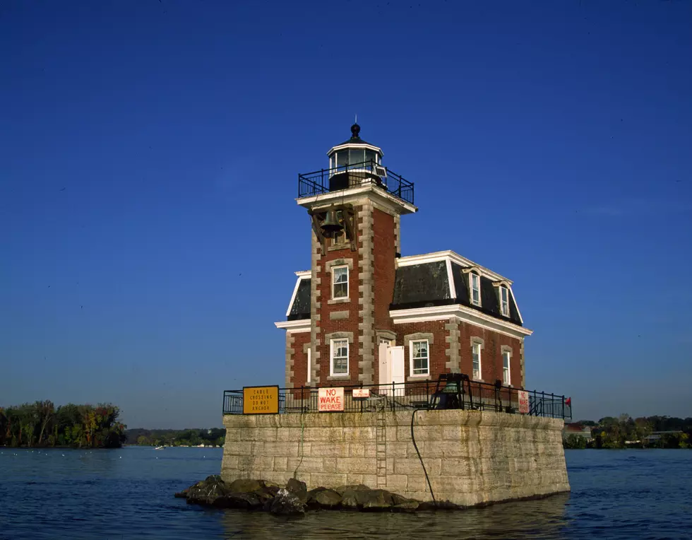 Can This Historical Treasure Sinking Into the Hudson Be Saved?