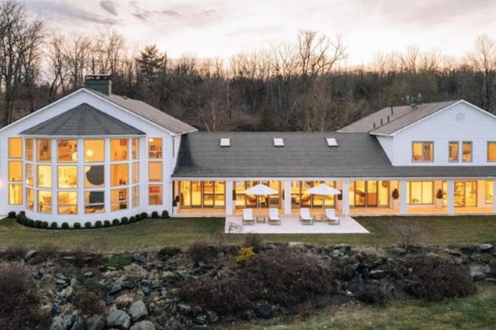 Spectacular Home With ‘Two Wings’ in it For Sale in Ulster County