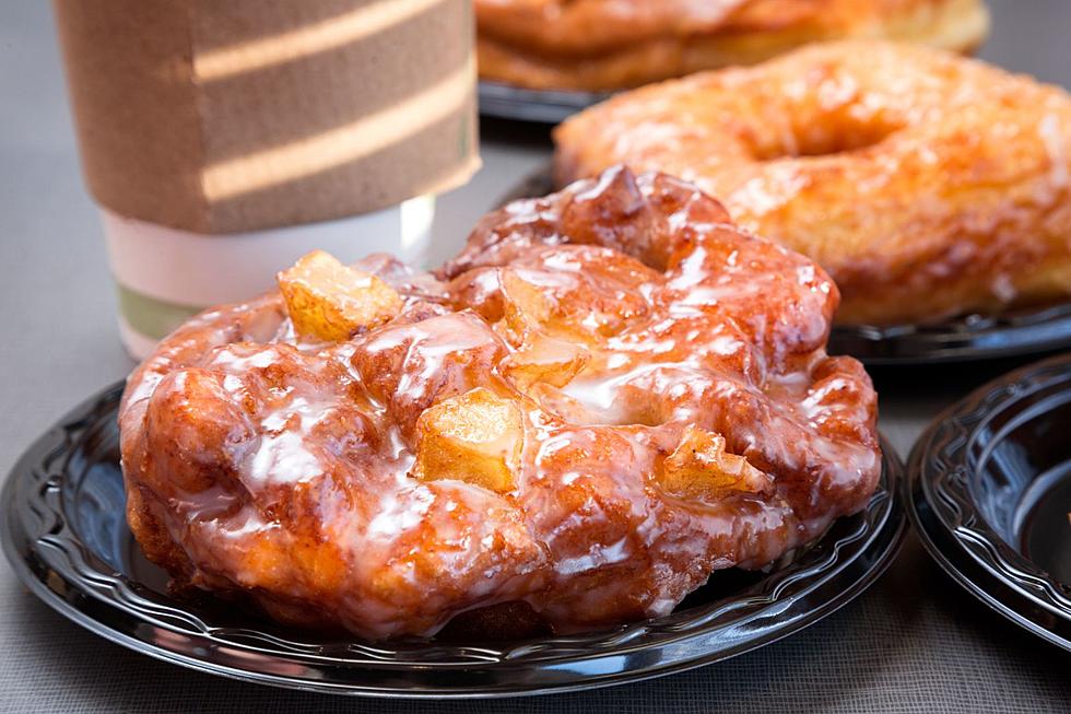 Does the Hudson Valley Have a Strange Hate of Apple Fritters?